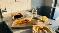 Why Turmeric Turns Your Hands Yellow—and How to Fade the Stain Safely